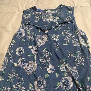 Sleeveless Apt 9 top